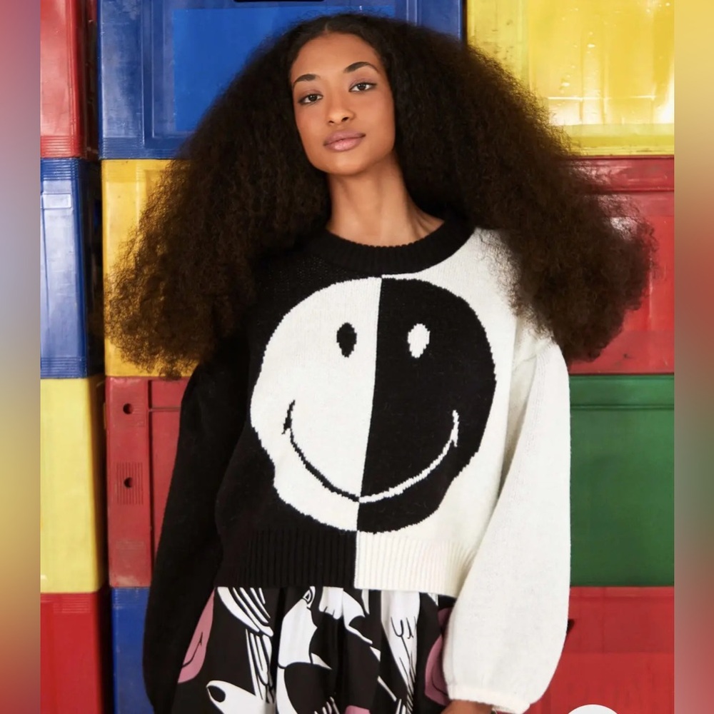 Farm Rio x Smiley Icon Pullover Sweater Black White Sz S